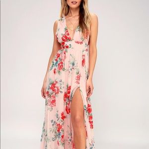Lulu’s floral dress NWT